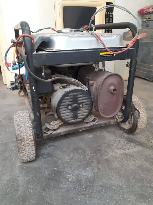 2.5 KVA GENERATOR IN GOOD CONDITION 3