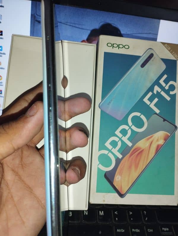 Oppo f15 1