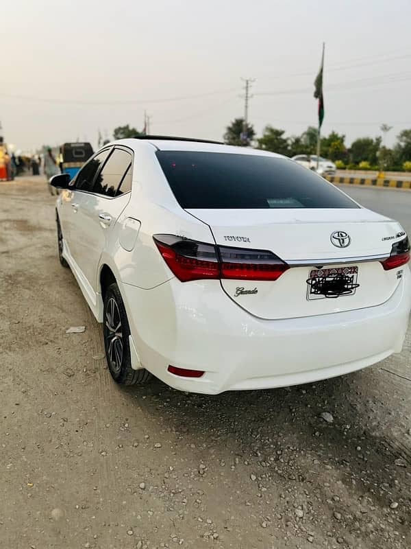 Toyota Altis Grande 2018 3