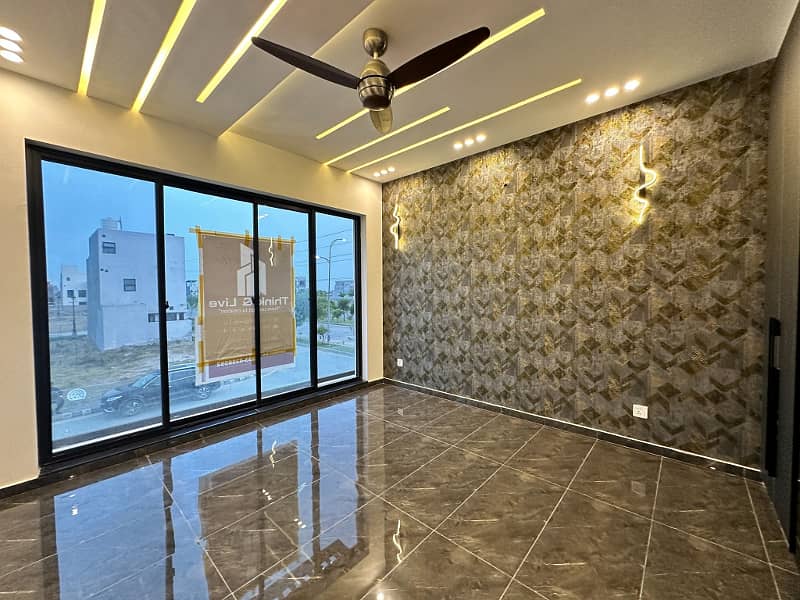 3 YEARS EASY INSALLMENT PLAN HOUSE FOR SALE PARK VIEW LAHORE 1