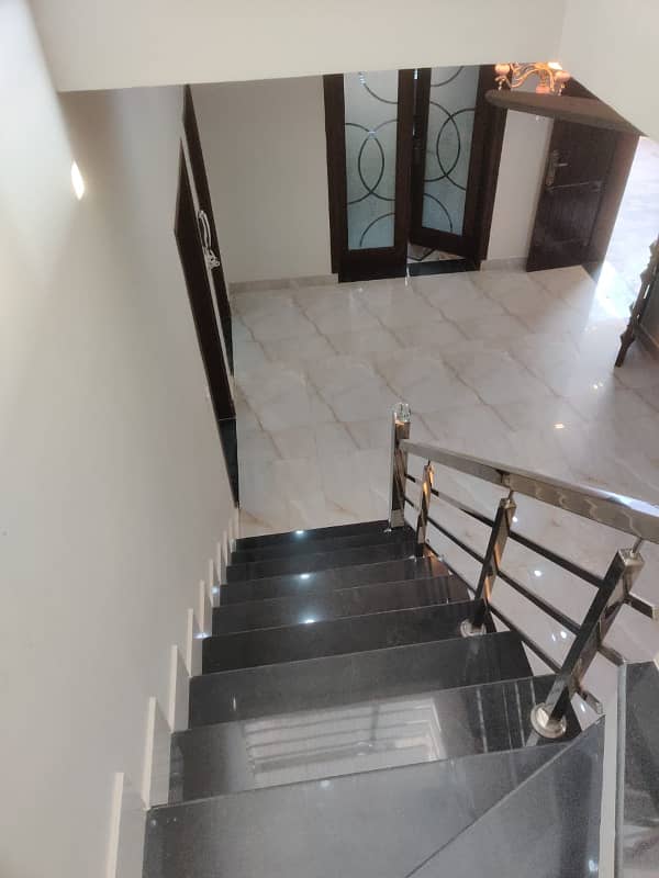 URGENT AND CHEAP 5 MARLA DOUBLE STOREY HOUSE FOR SALE IN KHAYABANY-E-SHER 12