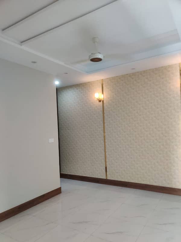 URGENT AND CHEAP 5 MARLA DOUBLE STOREY HOUSE FOR SALE IN KHAYABANY-E-SHER 14