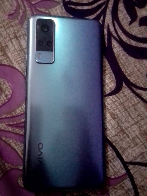 I sell my vivo y31. . . 4/128 lush condition 03245475040 2