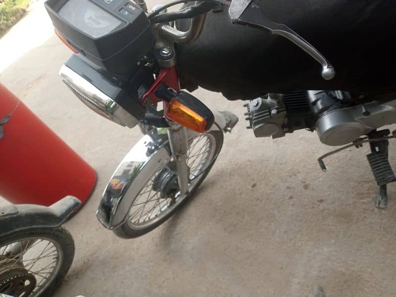 bike 70 Cc ha mujy sell karni hai 1