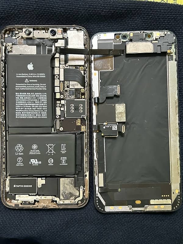 iPhone XS max for parts 1