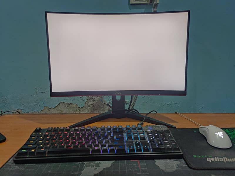 AOC 24inch Curved 144Hz Gaming LED Monitor 4