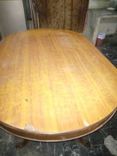 dinning table and 4 chairs. (USED)