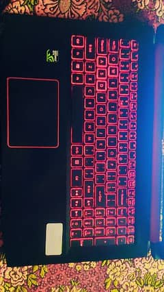 Acer NITRO-Gtx1050ti 4GB+4GB INTEL630 /Ssd512