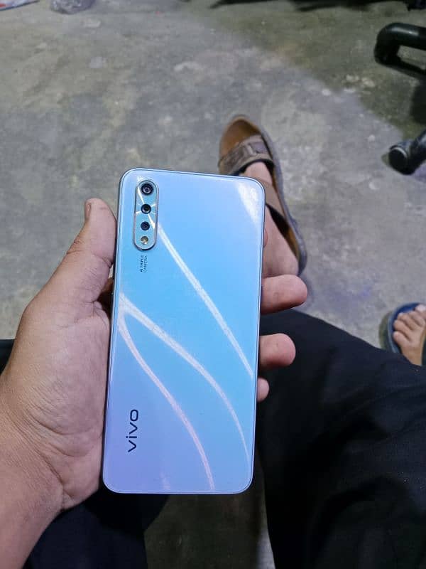 vivo si 4 128 display finger 0