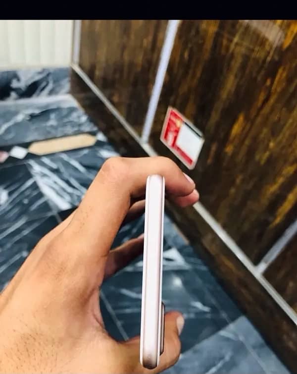 iphone 7 plus 128 gb pta approved urgent sale need money 1