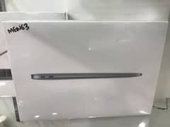 Apple MacBook Air M1 2020 | 13.3 inch | 8GB 256GB | Box Packed