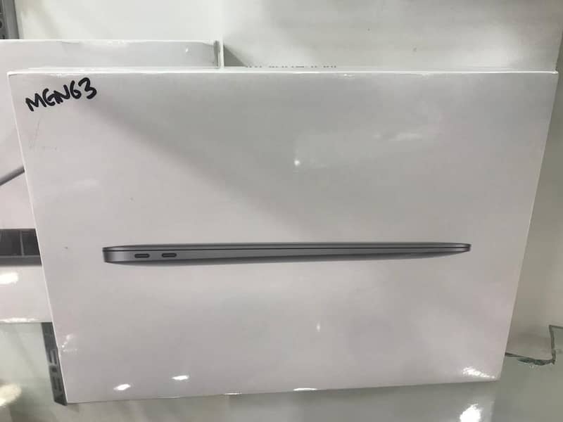 Apple MacBook Air M1 2020 | 13.3 inch | 8GB 256GB | Box Packed 0