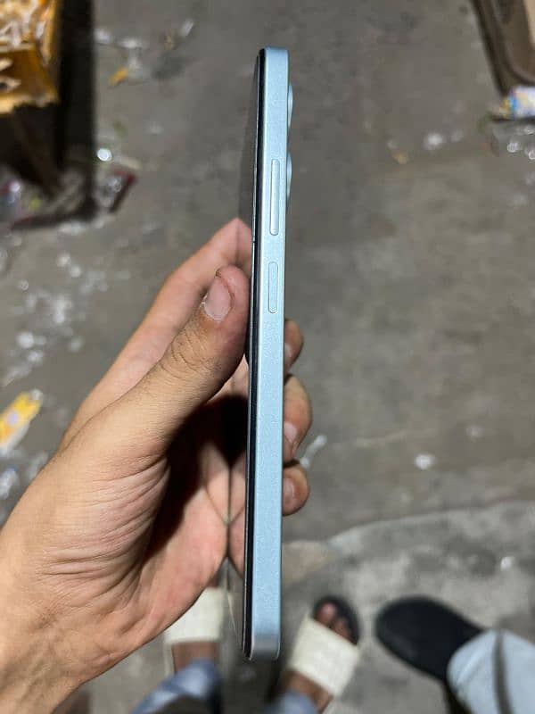 Realme 13c 6 / 128 4