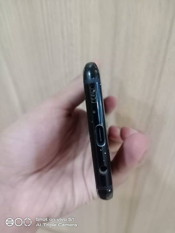 Samsung Galaxy S8 4/64 gb 3