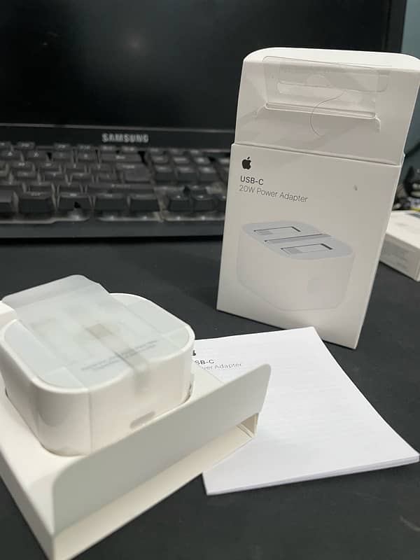 20W Apple Power Adapter 3