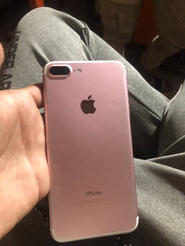 I Phone  7 Plus Rose GOLD 4