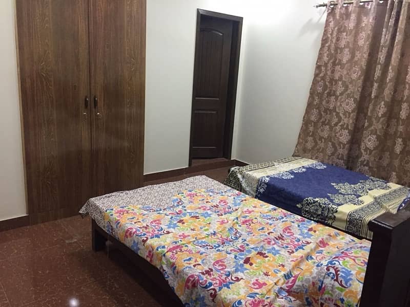 Somia Girls Hostel - College Road Township Near UOE, Minhaj and UMT 5