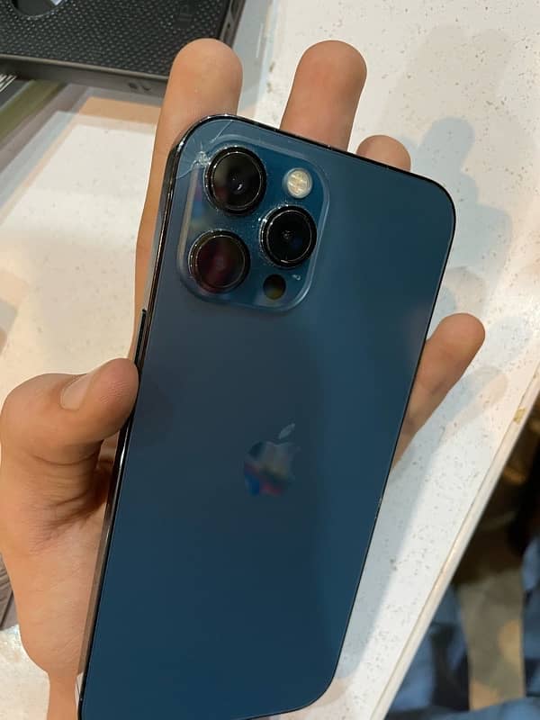 i phone 12  pro max 0