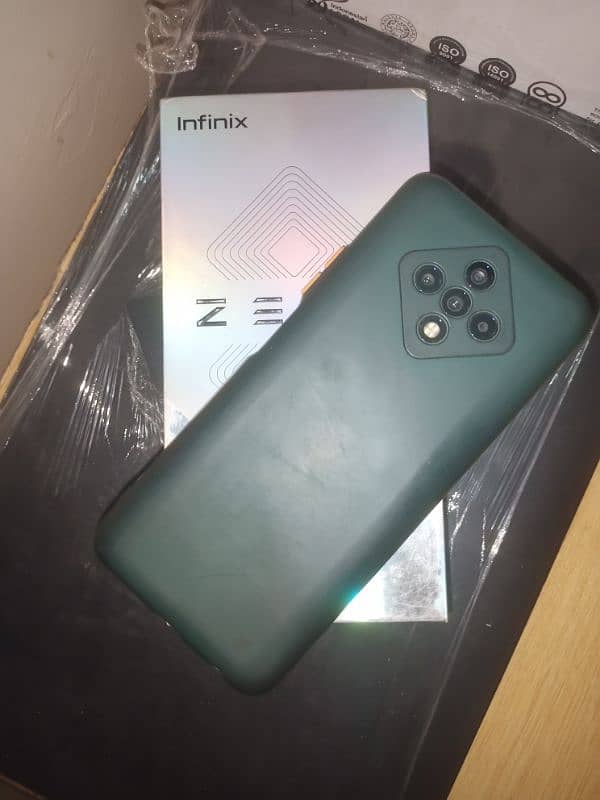 INFINIX ZERO 8 WITH BOX 8/128 FOR SELL 1