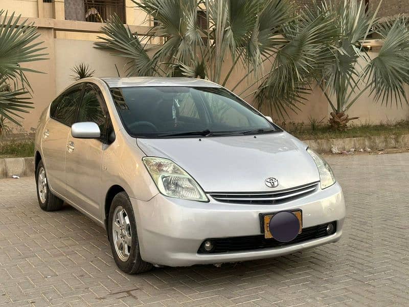 Toyota Prius 1.5 G Touring 1