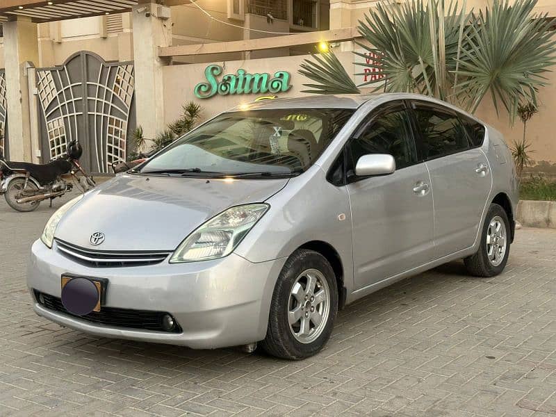 Toyota Prius 1.5 G Touring 11