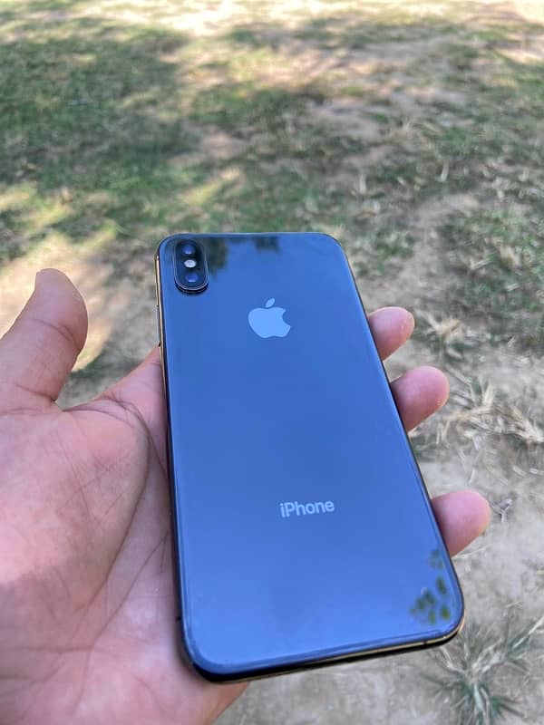 iphone Xs (Non PTA) 4