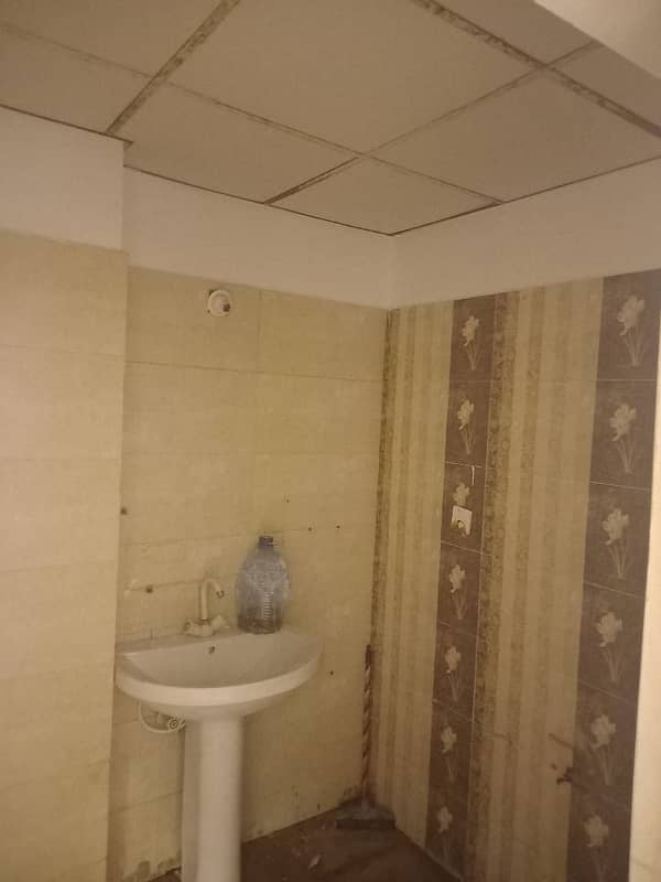 2 BED DD FLAT FOR SALE IN GULSHAN E IQBAL BLOCK 13D3 2