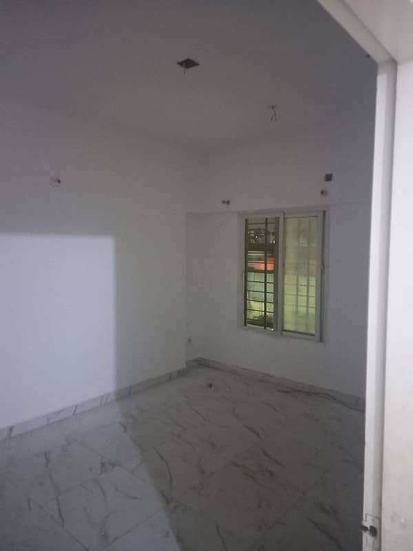 2 BED DD FLAT FOR SALE IN GULSHAN E IQBAL BLOCK 13D3 3