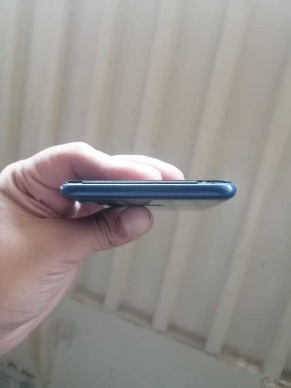 samsung a10s all ok 3gb 32gb urgent sale 2