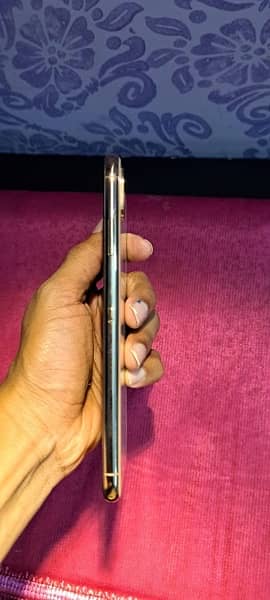 XS MAX 256 GB DUAL SIM PTA APPROVED 3