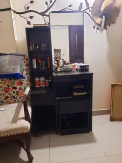 dressing table for sale urgent