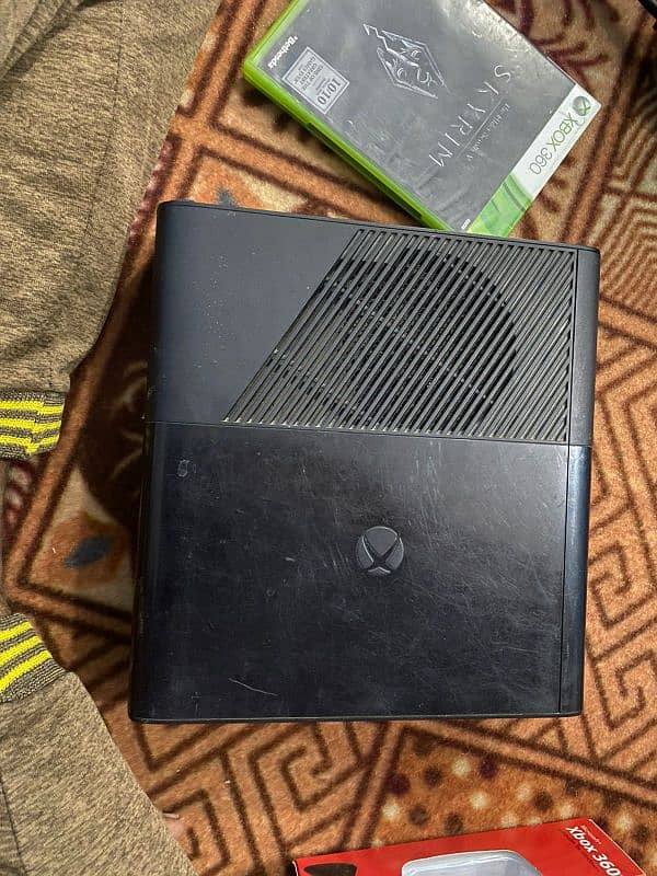 Xbox360 E Slim 3