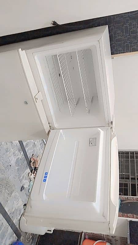 Haier Fridge Medium Size 4