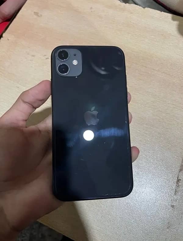 IPHONE 11 0