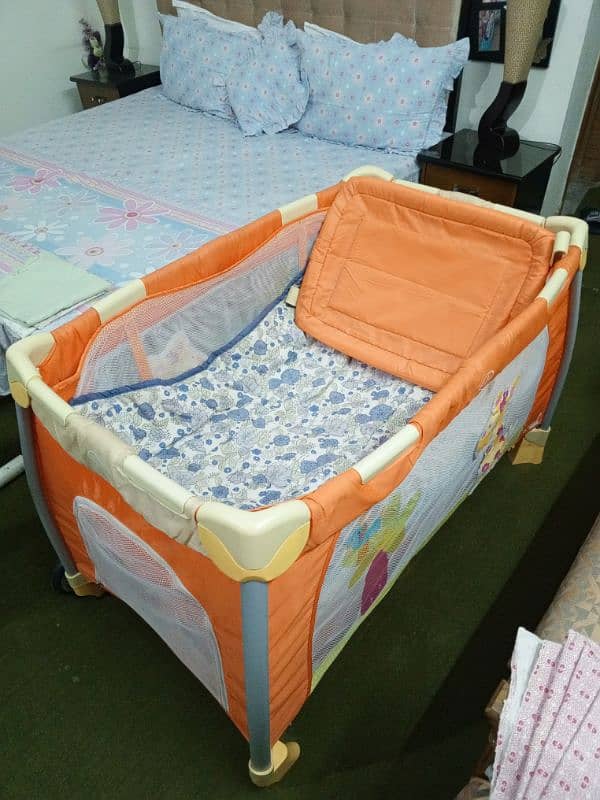 Baby Cot folding 1