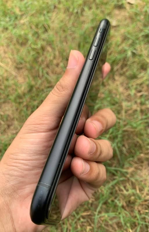 iPhone XR 64gb non pta 4