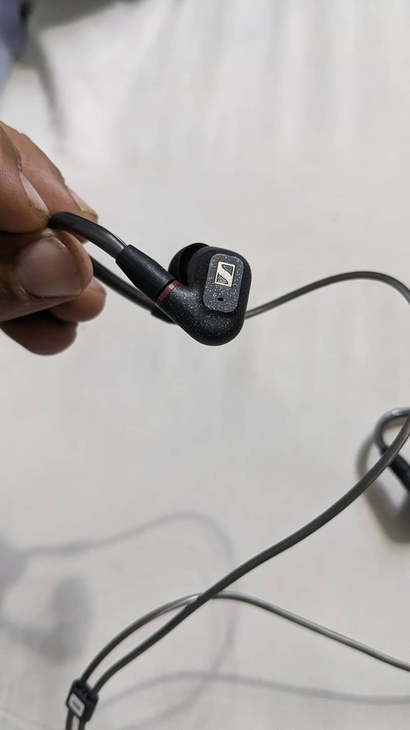 Sennheiser Consumer Audio IE 300 in-Ear Audiophile Headphones 13