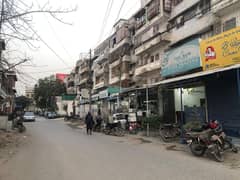 SHOP AVAILABLE FOR RENT IN GULSHAN-E-IQBAL BLOCK-3 0