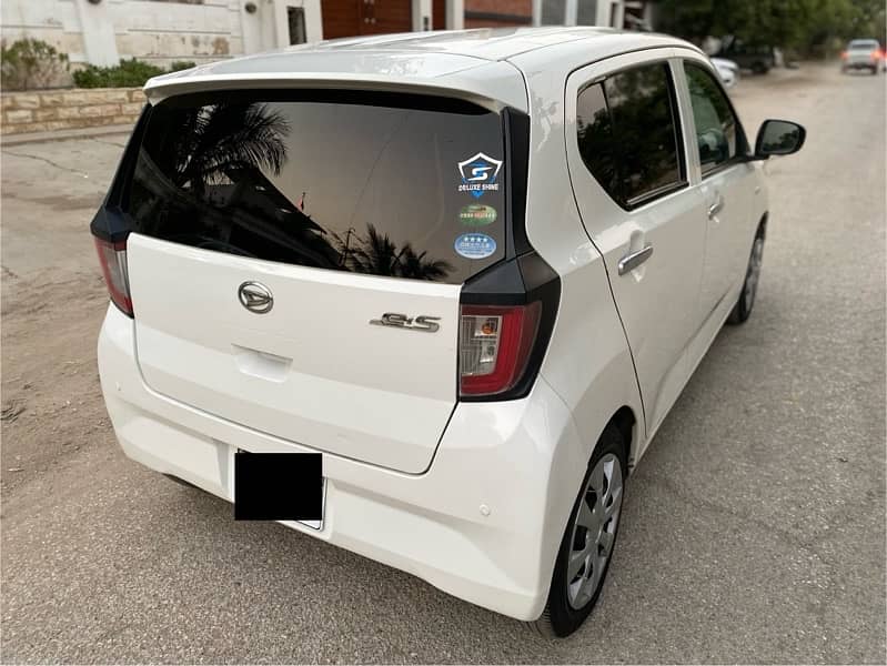 Daihatsu Mira 2018 6