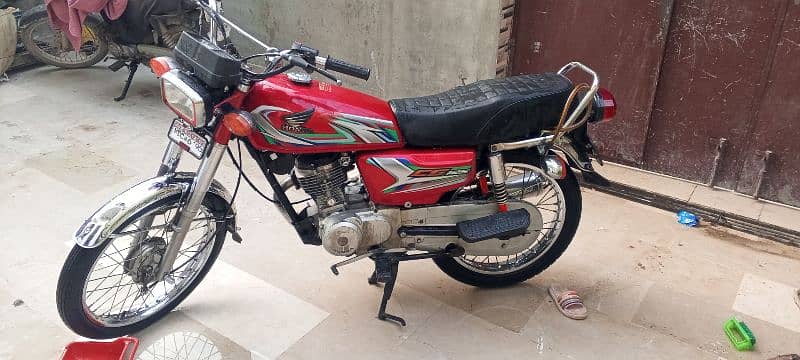 Honda 125 Karachi no price 85 hazar 2