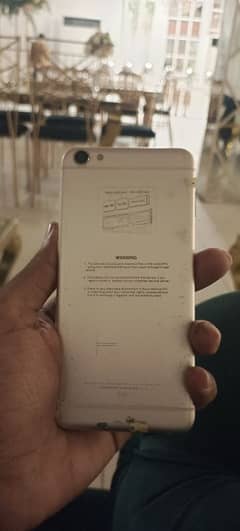 vivo x7 urgent sale koi foult NH hai Ghar k mobile hai kit hai