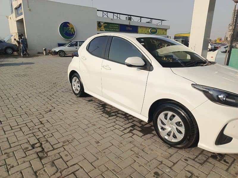 Toyota Yaris 2021 fresh import 1