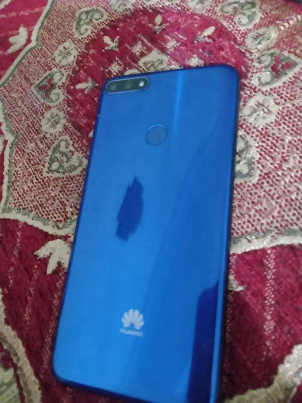 Huawei Y7 0