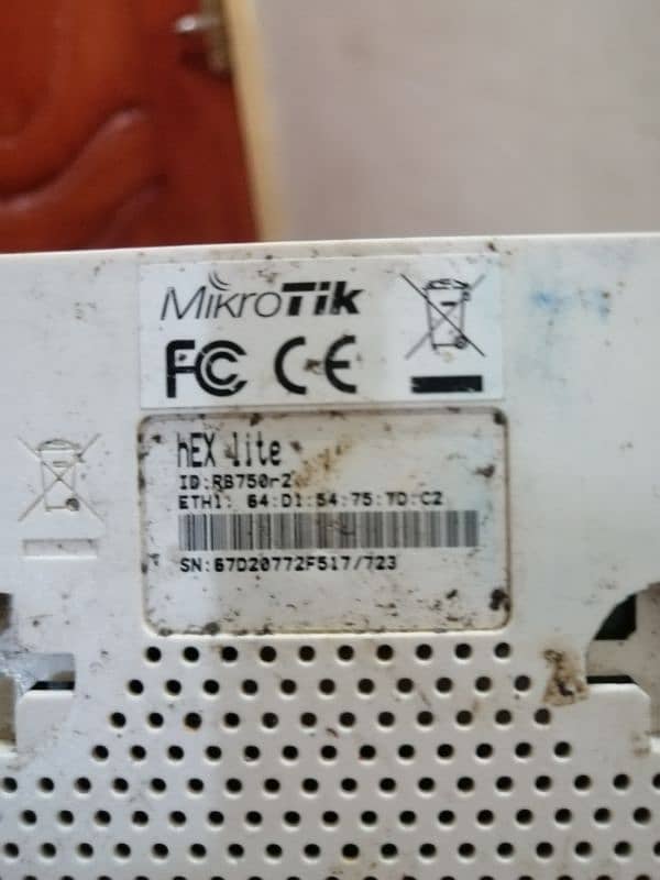 mikrotik router board hex lite 2