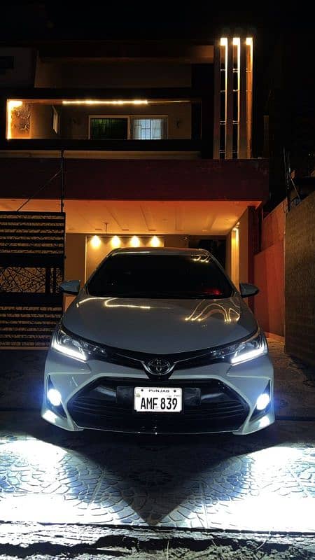 Toyota Altis Grande 2022 1