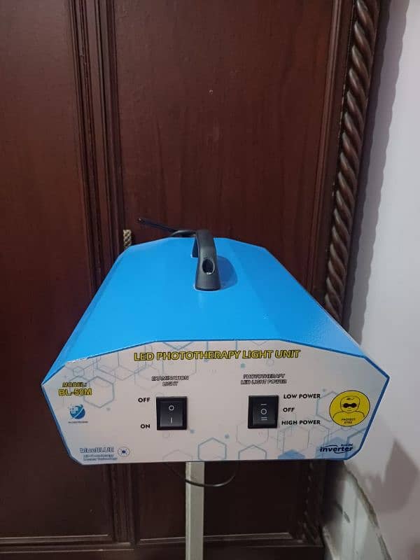 Phototherapy Lamp. Jaundice Treatment Lamp 1