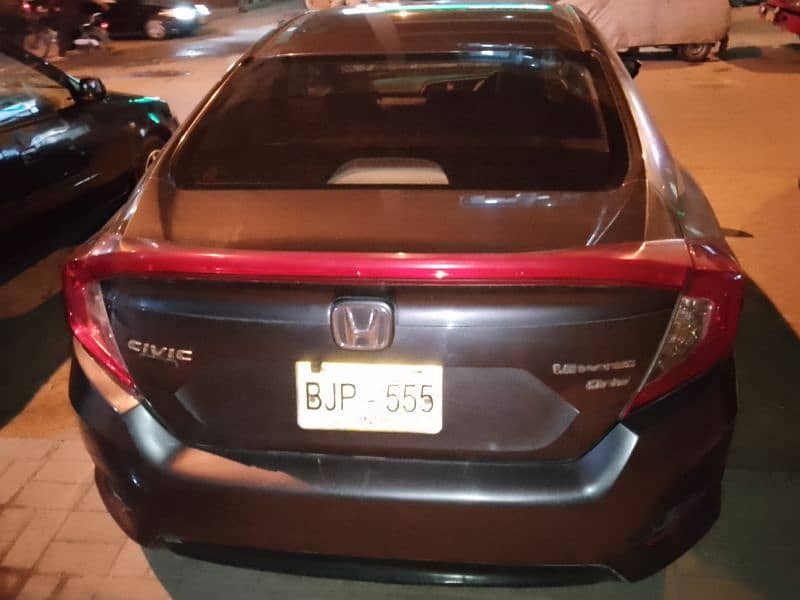 Honda Civic Oriel 2018 1