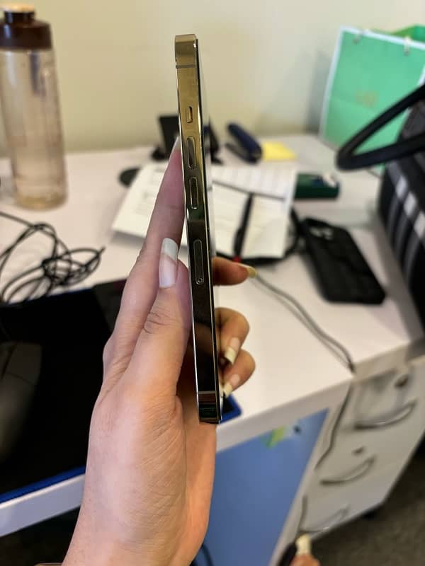 iPhone 13 pro | 128gb | NON PTA | LLA 0