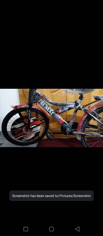 i m selling my new bicycle just bough not used 2