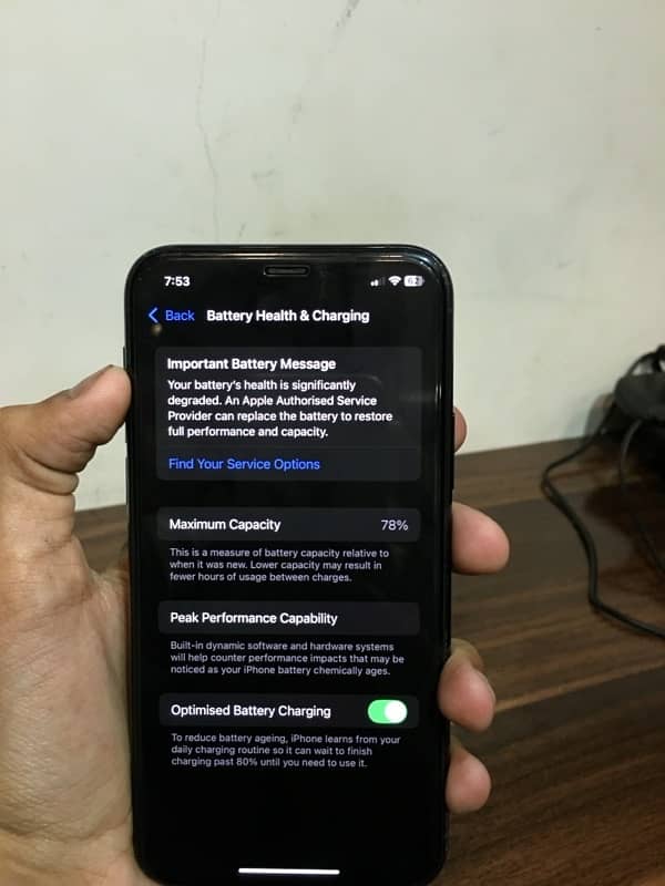 IPhone 11 Pro 256 Gb Dual Sim PTA approved 5